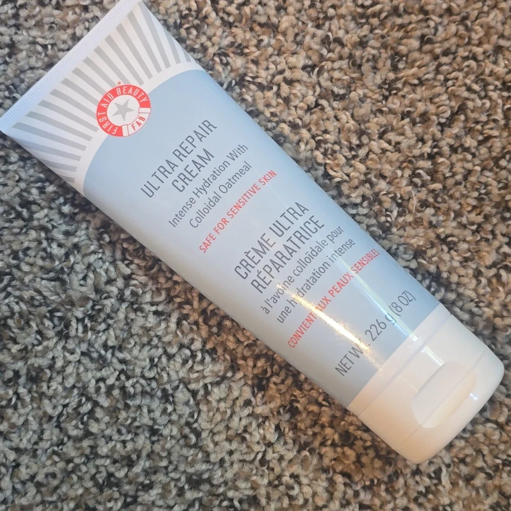 New First Aid Beauty Ultra Repair Cream Intense Hydration Moisturizer 8 Oz